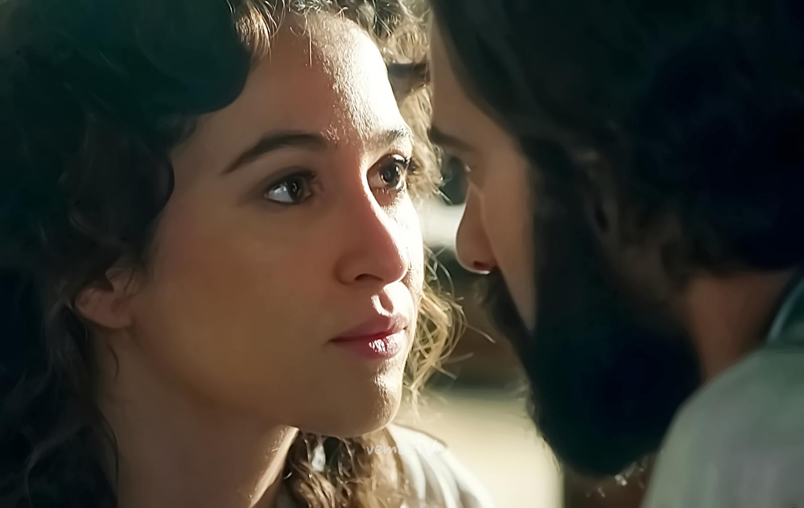 El primer beso de Catalina y Adriano en La Promesa